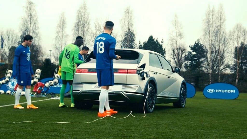 Ένα… Hyundai προπονεί τα αστέρια της Τσέλσι και της Ατλέτικο! (vid) | sports365.gr