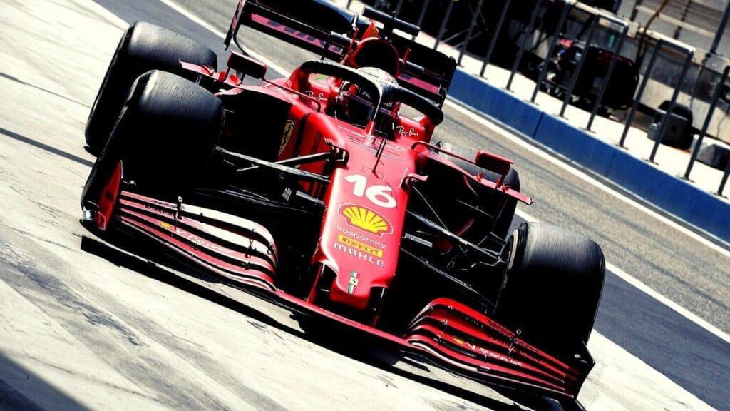 Formula 1: Νέο ταχύτερο κινητήρα για το 2022 ετοιμάζει η Ferrari! | sports365.gr
