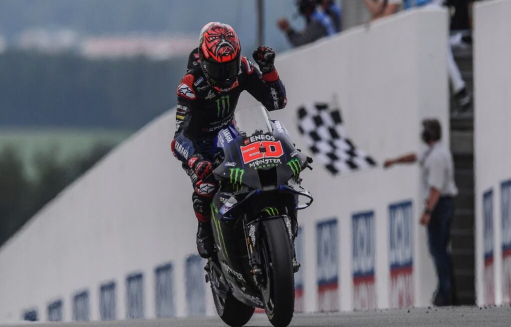 Moto GP: Σαρώνει τις νίκες ο Κουαρταράρο – Στη κορυφή πριν τη διακοπή! (vid) | sports365.gr