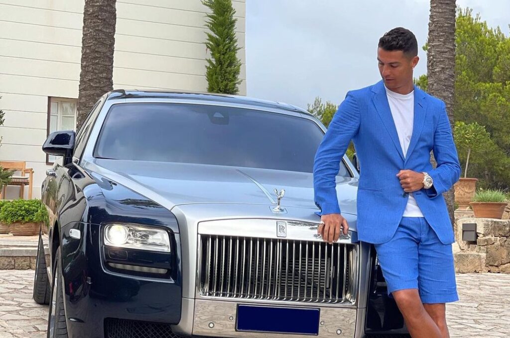 Ronaldo όπως λέμε Rolls Royce, Φεράρι και… Γιούβε; | sports365.gr
