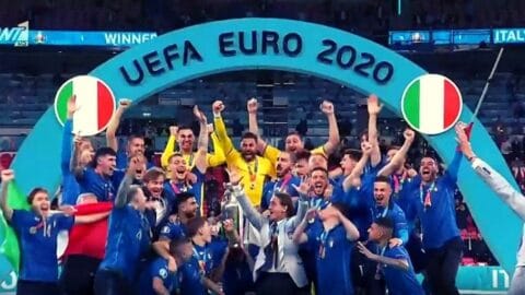 EURO 2020: Χαμός στην απονομή! Τρελά πανηγύρια οι Ιταλοί – Μες τα νεύρα οι Άγγλοι! (Vids)