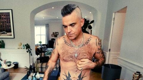 Μύκονος on fire: Ο μεγάλος Ποπ σταρ Robbie Williams, αλλά και Καγιά, Τούνη και Ανδριώτη!