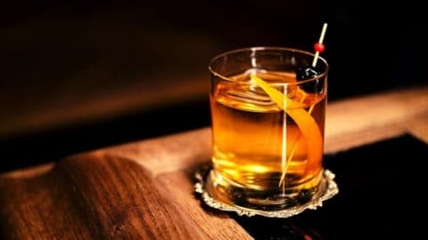 Cocktails & Bars: Το Old Fashioned εξακολουθεί να παραμένει το κορυφαίο κοκτέιλ!