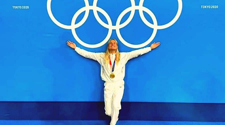 Η Αμερικανή …Στεφανία Χαραλαμπίδη αφιέρωσε το μετάλλιο της στην Ελλάδα!
