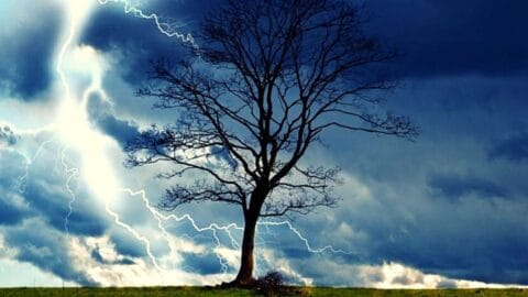 Καιρός – Πρόβλεψη (10/12): Όλα τα “καλά” – Καταιγίδες, και πτώση της θερμοκρασίας!