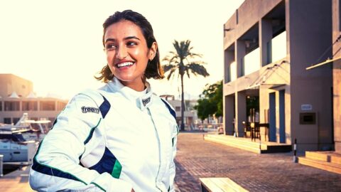 Τζουφάλι: Η πρώτη γυναίκα οδηγός αγώνων της Σαουδικής Αραβίας!