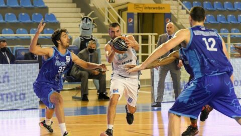 Basket League | O Ιωνικός σόκαρε (86-84) τον Κολοσσό στην Νίκαια! (Vid)