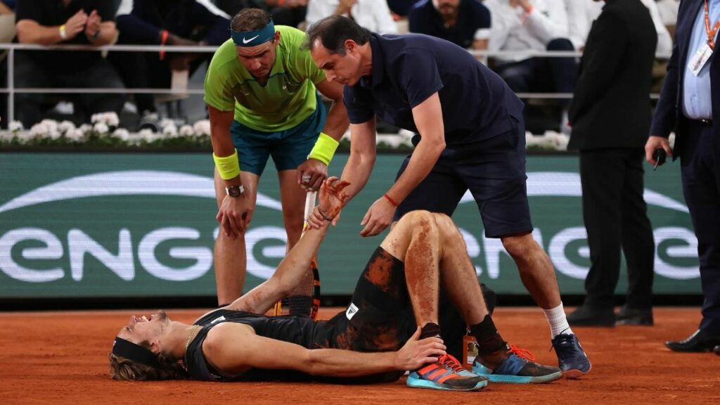 Σβέρεφ: Πολύ σοβαρός ο τραυματισμός του! | sports365.gr