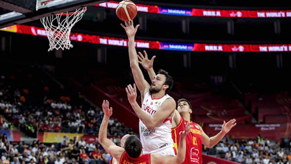 Eurobasket | Τουρκία – Μαυροβούνιο 72-68: Ματσάρα με νικητές τους Τούρκους! | sports365.gr