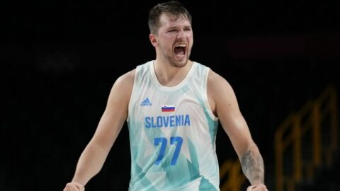 Eurobasket: Έξαλλος ο Λούκα Ντόντσιτς – Έντονες διαμαρτυρίες στους διαιτητές! (Vid)