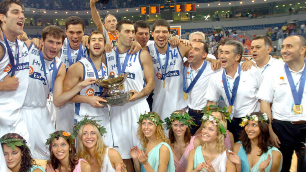 Στιγμές περηφάνειας! Η Ελλάδα στην κορυφή της Ευρώπης σαν σήμερα το 2005! | sports365.gr