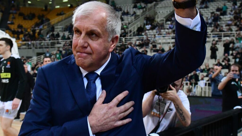 Αποθεώθηκε ο Ομπράντοβιτς, τιμήθηκε από Παναθηναϊκό ο Παπαπέτρου! (vid) | sports365.gr