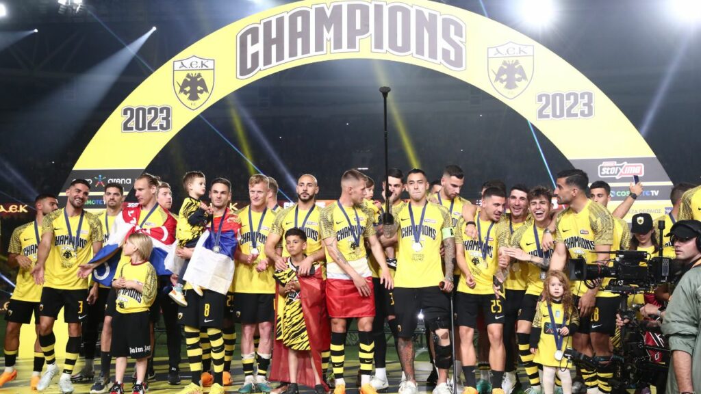 Οι 15+3 νέοι πρωταθλητές της ΑΕΚ! | sports365.gr