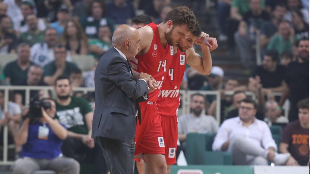 Τραυματίστηκε και αποχώρησε ο Βεζένκοφ! (vid) | sports365.gr