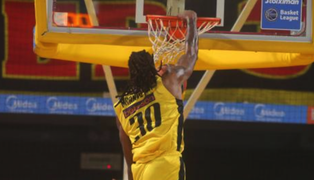 Η FIBA αποθέωσε το κάρφωμα «δυναμίτη» του Μπάνκστον (vid) | sports365.gr
